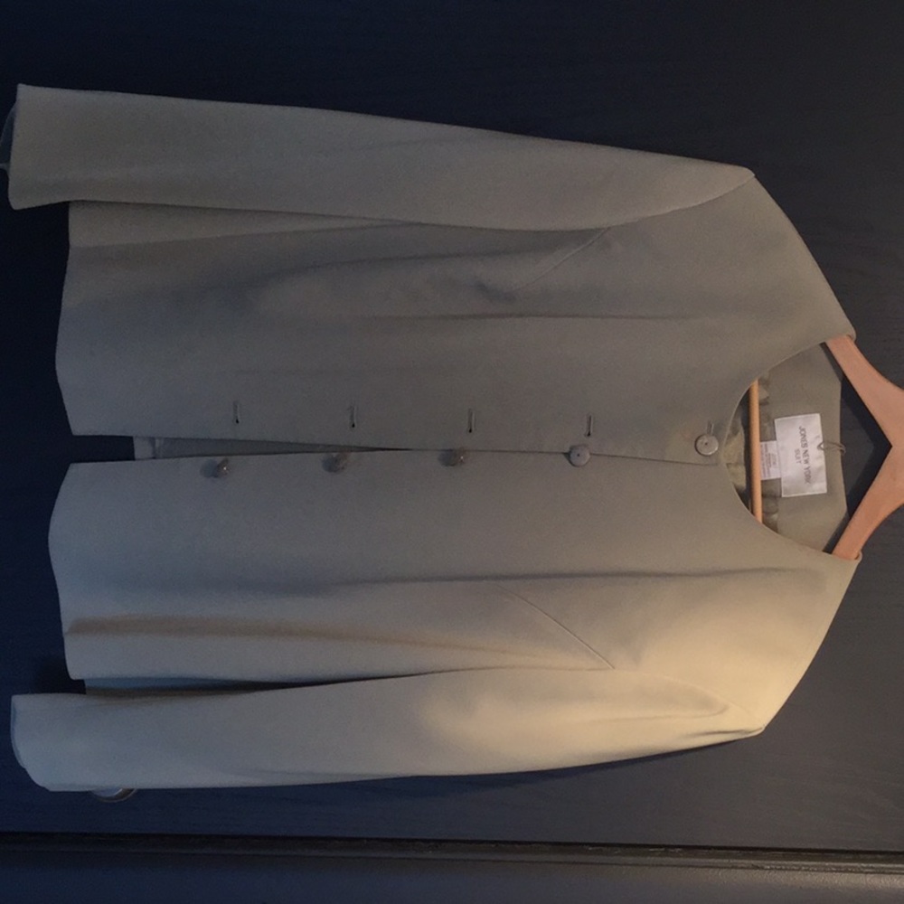 Jones New York 2 Piece Suit